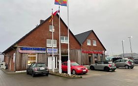 Airport Hotel One Aparthotel Sylt